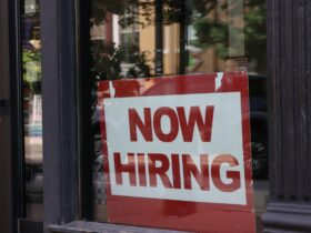 Staying Safe While Job Hunting: How to Recognize and Avoid Fake Job Listings
